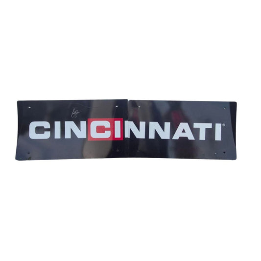 AUTOGRAPHED Race Used 2021 Kyle Larson #5 Valvoline/Cincinnati Pit Box Sign