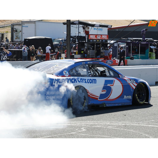 AUTOGRAPHED Kyle Larson 2021 NASCAR Sonoma Race Win 1:24 ELITE Die-Cast