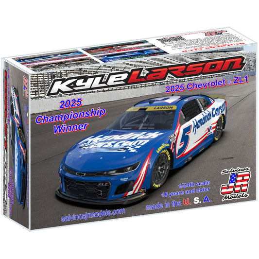 Kyle Larson #5 2025 NASCAR Champion Model Car Kit